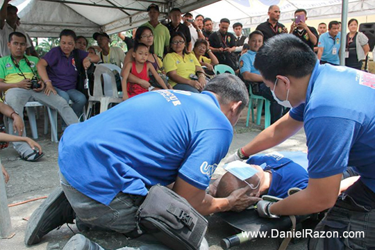 UNTV News and Rescue Team delivers basic information and free training on first aid and emergency response in a public service event called “People’s Day” at Barangay Bagbag in Novaliches, Quezon City. (Prince Maverick Medina Marquez | Photoville International)