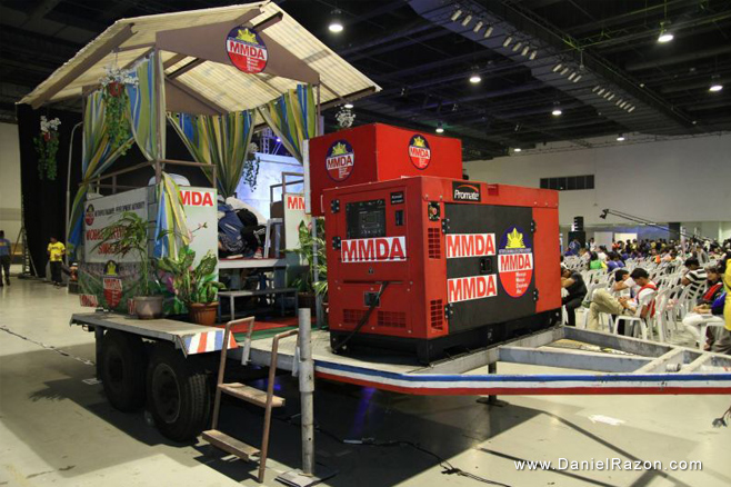 The Metro Manila Development Authority (MMDA) showcases its earthquake simulator to let visitors experience an earthquake drill. (Photo courtesy of Photoville International)